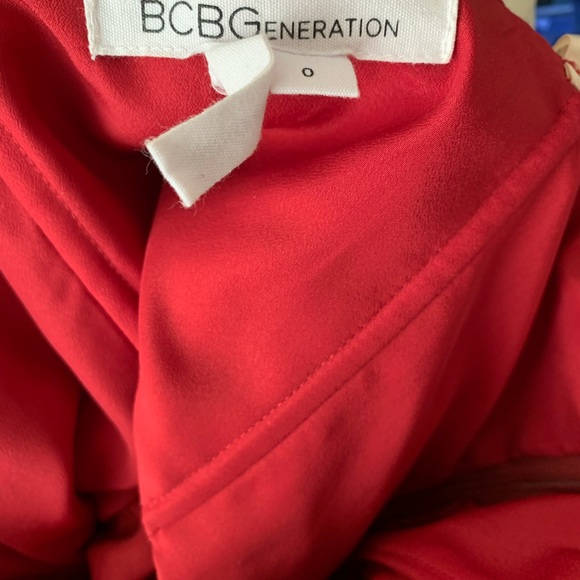 Size 0 red strapless BCBG dress - Picture 3 of 3